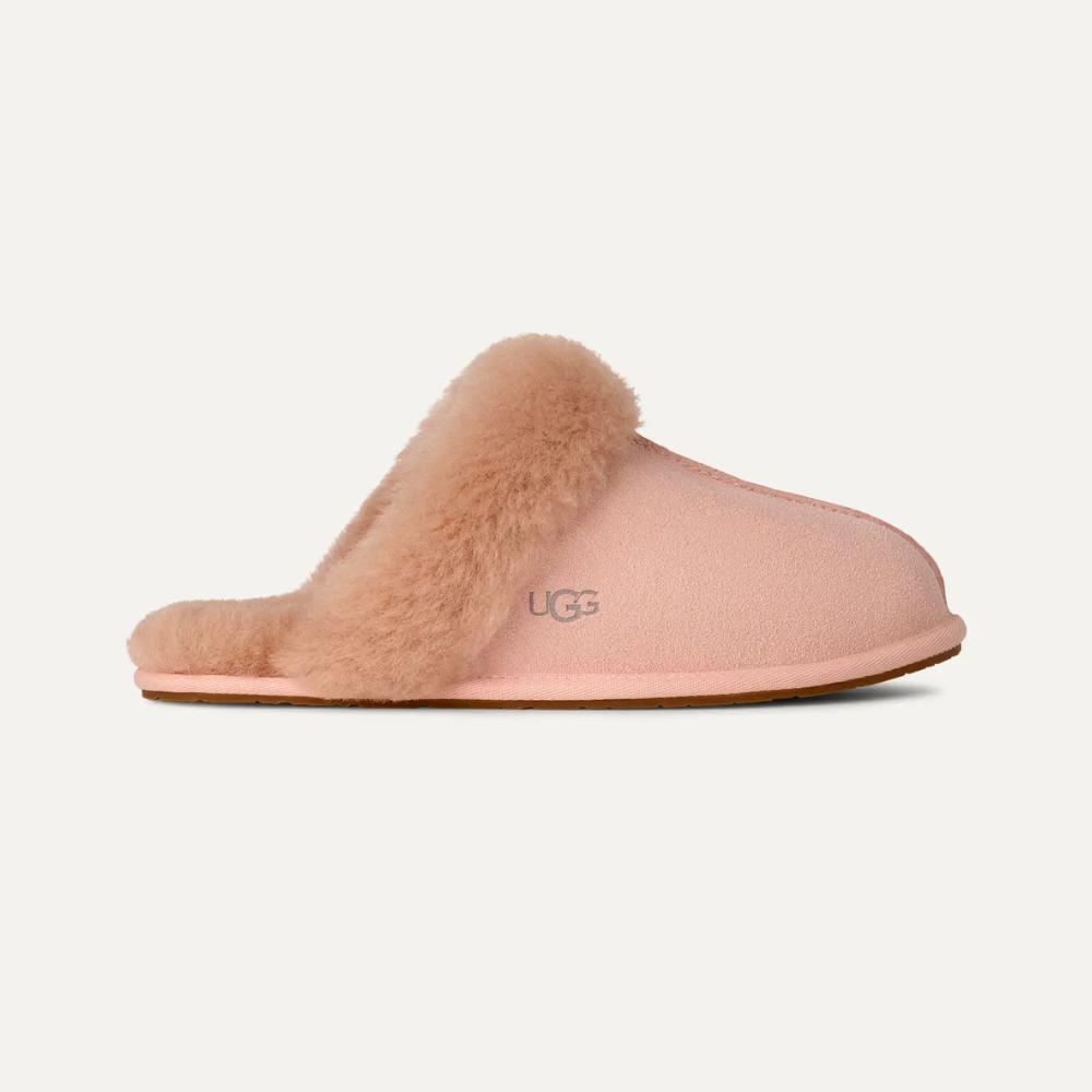 UGG- Cozy Scuffette II