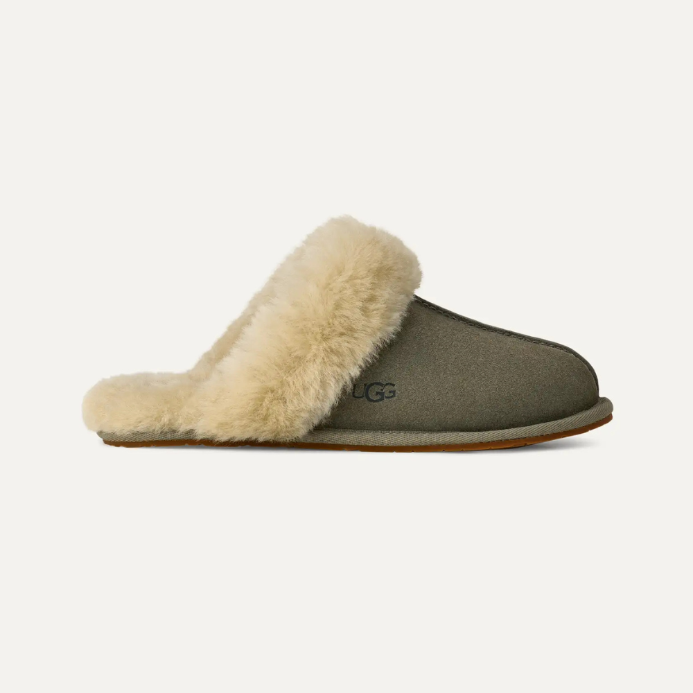 UGG- Cozy Scuffette II