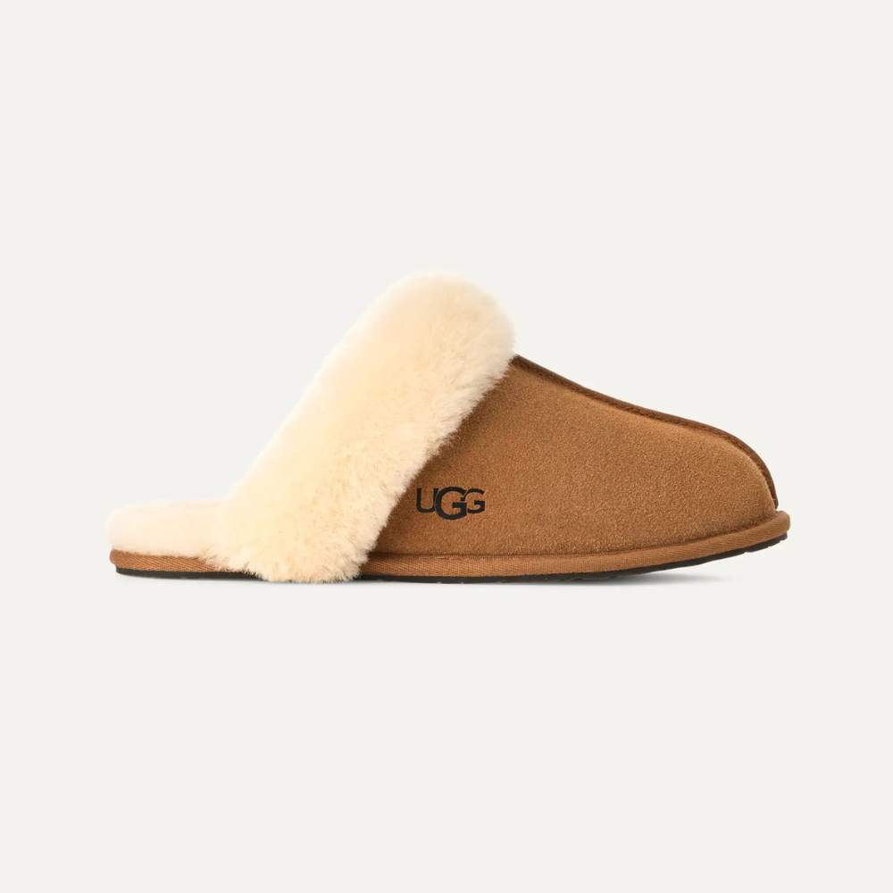 UGG- Cozy Scuffette II